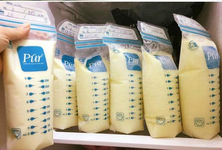 Cách bảo quản sữa mẹ khi vắt ra