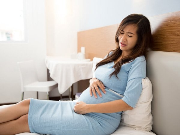 Mẹ bầu bị tiêu chảy có nguy hiểm không? Cách điều trị như thế nào?