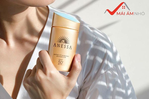 Kem chống nắng Anessa Perfect UV Skincare Milk