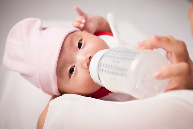 Top 10 máy tiệt trùng bình sữa cho gia đình có trẻ nhỏ Máy tiệt trùng bình sữa