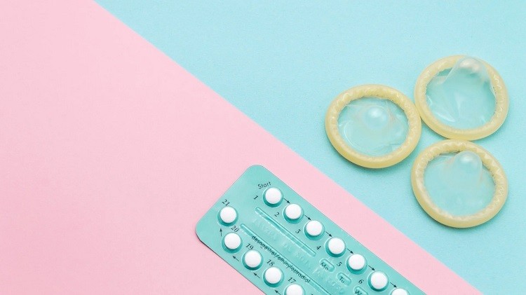 Đang mang thai mà uống thuốc tránh thai có sao không