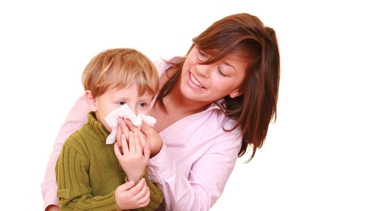 Chảy máu cam ở trẻ là bệnh gì