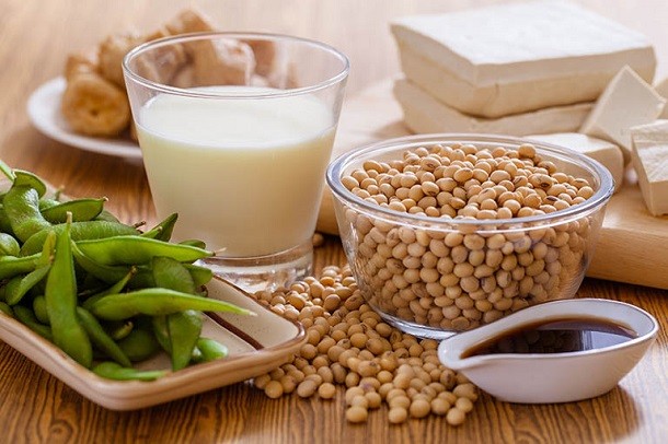 Bà bầu uống sữa đậu nành có tốt không? Có ảnh hưởng gì đến thai nhi không? Bà bầu uống sữa đậu nành có tốt không? Có ảnh hưởng gì đến thai nhi không?