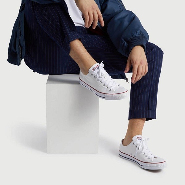 giày converse trắng cổ thấp, giày converse nữ trắng cổ thấp, giày converse classic trắng cổ thấp, giày converse nam cổ thấp trắng, giày converse trắng cổ thấp giá rẻ, giày converse trắng cổ thấp giá bao nhiêu
