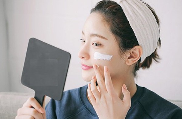 Giải đáp một số câu hỏi về kem chống nắng và kem dưỡng